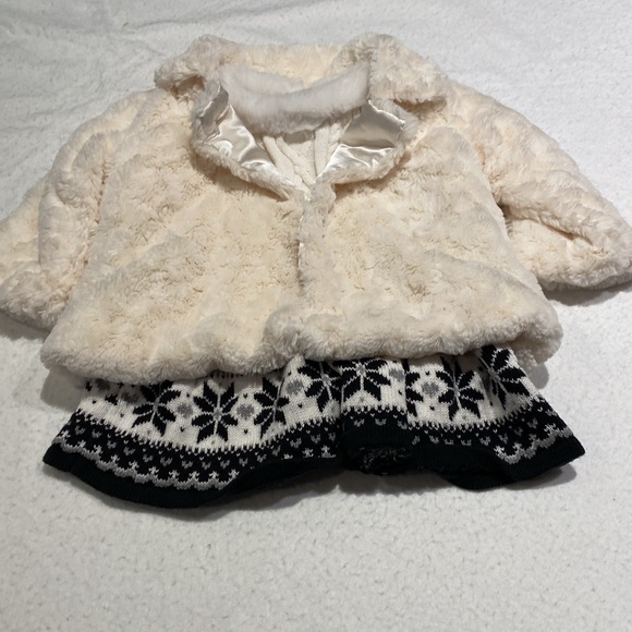 GYMBOREE 2 DRESSES AND WHITE GORGEOUS JACKET SIZE Baby 6-12 . - Picture 13 of 16